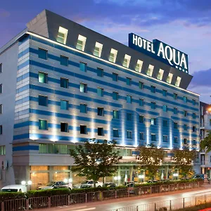 Hotel Aqua, Warna