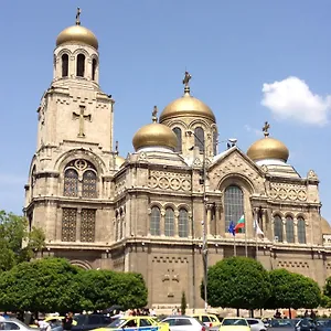 Pensjonat Cathedral, Warna